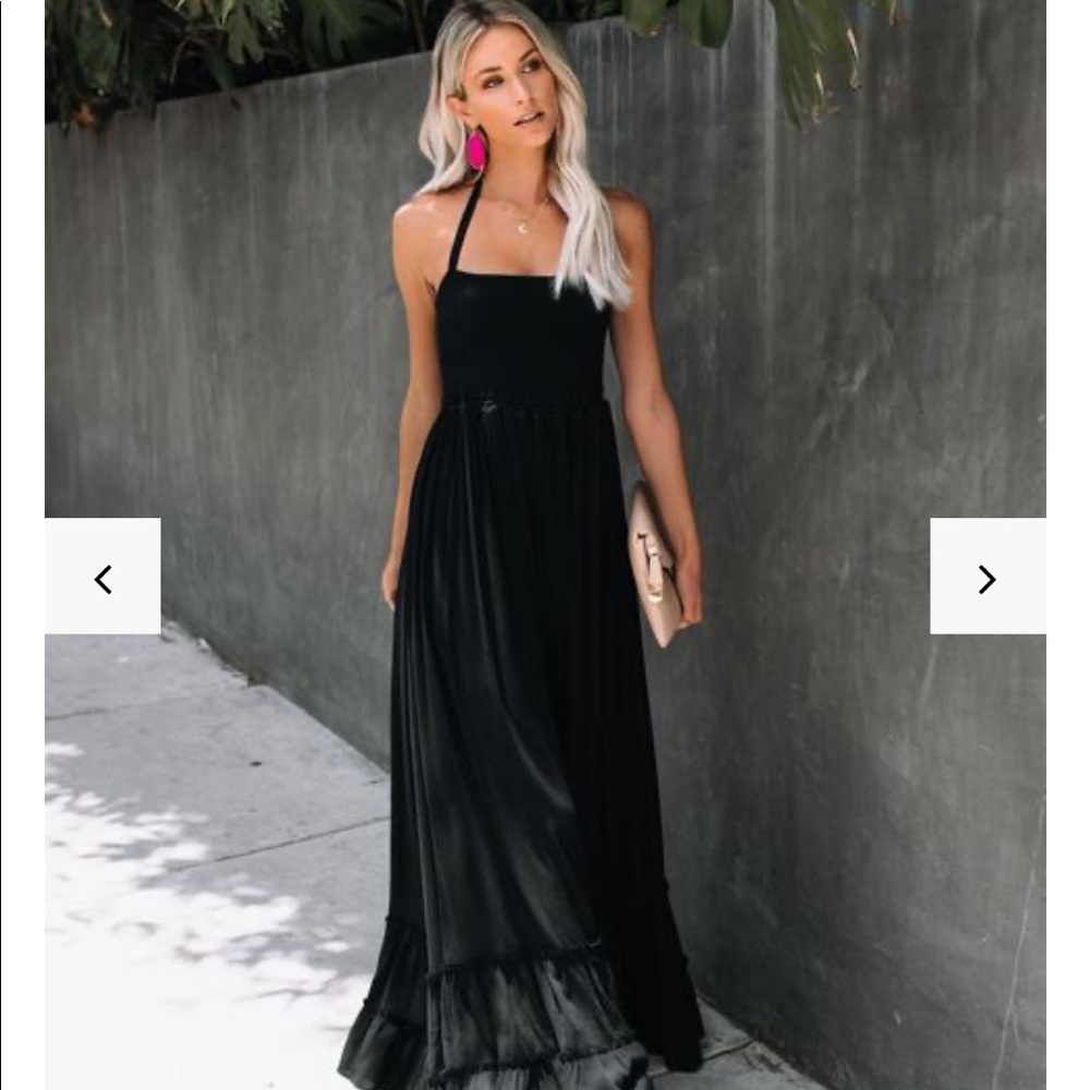 Final$drop-Zayn Smocked Backless Halter Maxi Dress